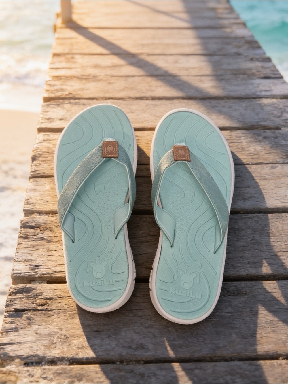 🐠 NWOT Women's Aqua Foam Flip Flop Sandals